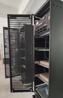 Eltek FPC Telecommunicatie - 48Vdc 24KW gelijkstroomsysteem met Smartpack S-paneel en 48V 3000W module
