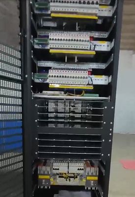 -48Vdc 1000A Grote Telecom Power System Grote Elektriciteitscentrale 240Vac 2L+N+PE Met Flatpack2 48/3000 ZIJ 241119.106