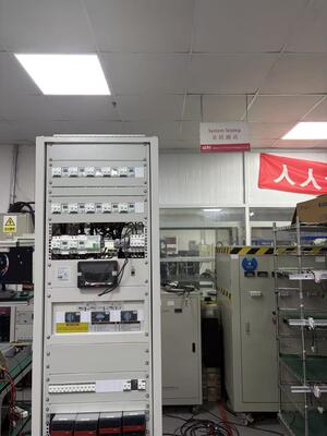 Modulaire Hoge-Dichtheid Voeding: CE+T Sierra 25 Hot Swappable Bidirectionele Converter Sierra 25-110/230-277 T724D50000