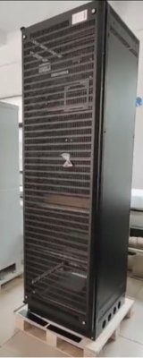 IP20 op maat gemaakte 1000A 2000A 3000A grote elektriciteitscentrale 3 fase 380Vac 48Vdc indoor telecom-voedingssysteem met Flatpack2 48 / 3000HE-module FPC-kast